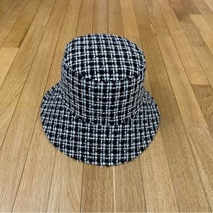 Reversible Houndstooth Black & White Plaid Bucket Hat